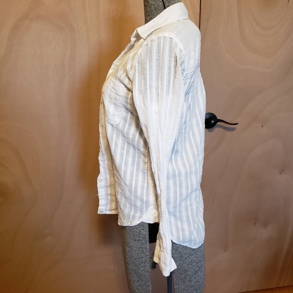 BUTTON down - Picture 2 of 2